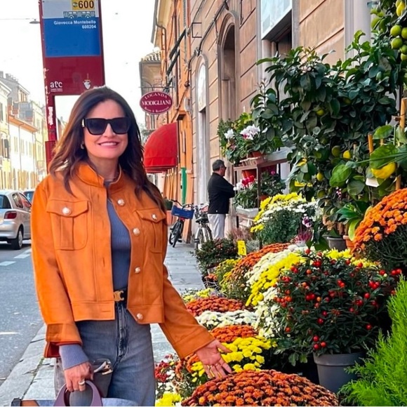 STYLEWE  Fitted Blazer with Silver Buttons - Picture 3 of 3